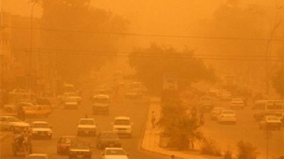 العاصفة تهدم خيام معرض الكتاب بمدينة نصر