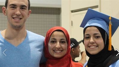 متطرف أمريكي يقتل ثلاثة طلاب مسلمين من جامعة 