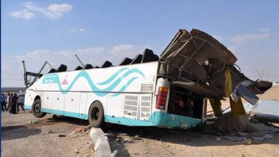 ننشر.. اسماء المصابين في حادث انقلاب أتوبيس مدرسة التمريض بأسوان