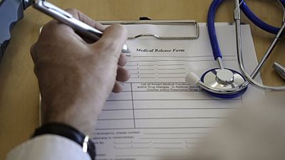 فيديو.. الصحة: 2800 رسوم الكشف الطبي لمرشحي البرلمان