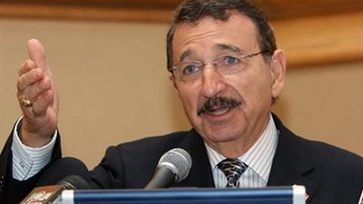 الخميس.. الدكتور مصطفي السيد يُلقي محاضرة عن تكنولوجيا النانو بجامعة القاهرة