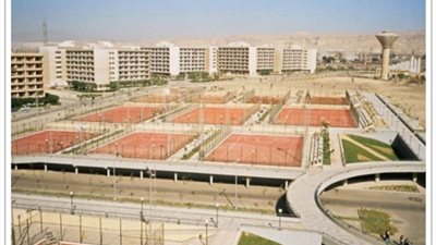 فتح ملاعب جامعة القاهرة لطلاب مدارس الجيزة