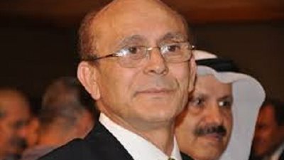 الفنان محمد صبحي يتحدث في ندوة بالجامعة الأمريكية بالقاهرة 
عن حملة 