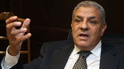 محلب يفتتح المكتبة الإلكترونية الجديدة  بـ 