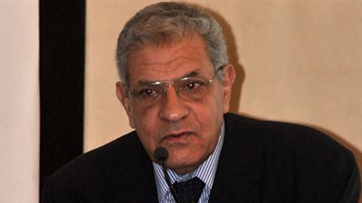 محلب: المشروعات الجديدة بجامعة عين شمس تستهدف تنمية البحث العلمي