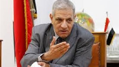 محلب يصدر قرار مفاجئ للعائدين من ليبيا