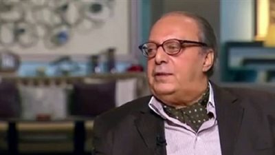 الفنان أسامة عباس تريند.. وأشرف زكي يكشف حقيقة الأزمة