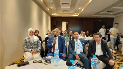 وزير التعليم العالي يتلقي تقريرا بشأن مشاركة معهد بحوث الإلكترونيات فى فعاليات المؤتمر الدولى لصون الطبيعة ومواردها