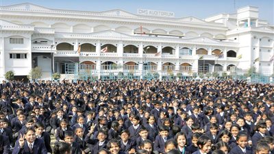 مدرسة كبري في أبوظبي تعلن عن وظائف جديدة للمعلمين والمعلمات