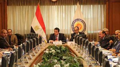 خالد عبد الغفار: نسعي لتطعيم ثلاثة ملايين من طلاب الجامعات..  و الشباب يمنحونا طاقة ايجابية