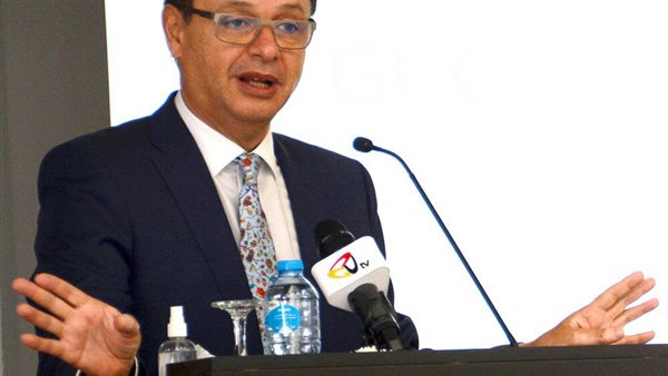  الدكتور أشرف منصور