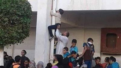 سناء علي : مين المسئول عن التهريج فى المدارس بسبب عجز أكتر من نصف القوة مدرسين وإداريين وعمال