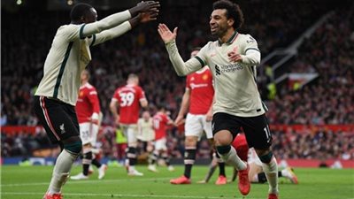 «بلا كلل أو ملل».. ليفربول يحتفل بإنجاز محمد صلاح 