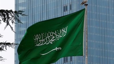 السعودية تصدر قرارات جديدة بشأن تصاريح العمرة