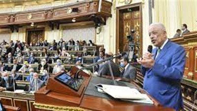 وزير التعليم في مرمي نيران البرلمان بشأن تعيين مدرسين بالمكافأة لسد العجز