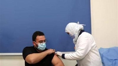  عاجل.. رابط التسجيل وأماكن تطعيم طلاب الثانوى من 15 إلى 18 سنة بلقاح كورونا