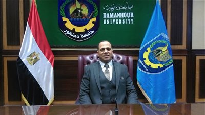 تجديد حبس رئيس جامعة دمنهور 15 يومًا لاتهامهم بالرشوة