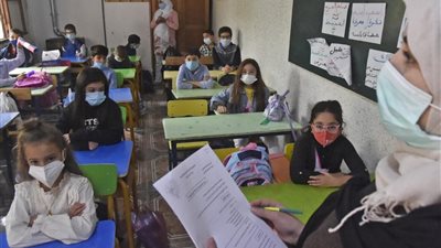  الشريف:  في هذه الحالة لا يحق للمعلمة صرف مستحقاتها المالية 