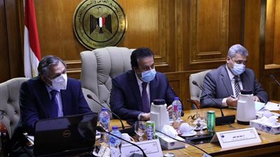 خالد عبدالغفار يرأس اجتماع مجلس المراكز والمعاهد والهيئات البحثية