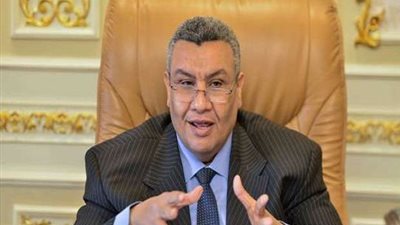 النائب مصطفى سالم: بنعرف قرارات طارق شوقى من صفحته على فيسبوك