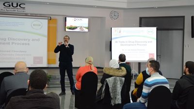 بالصور.. الجامعة الألمانية تناقش توظيف أحدث التقنيات في الصناعات الدوائية