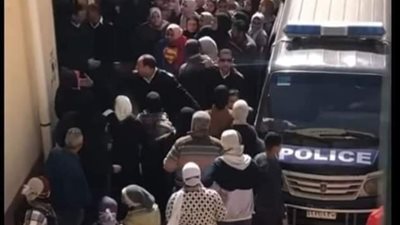 عاجل.. نيابة السنبلاوين: حبس 6 أولياء أمور بتهمة الاعتداء على معلمة منعت أبناءهم من الغش