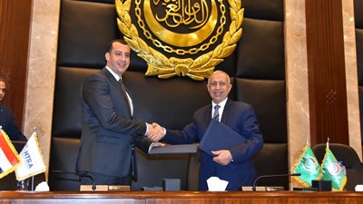 الجهاز القومي لتنظيم الاتصالات يوقع بروتوكولات تعاون مشترك مع الأكاديمية العربية للعلوم والتكنولوجيا والنقل البحري