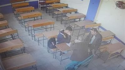 حضر طالب واحد في فصل 