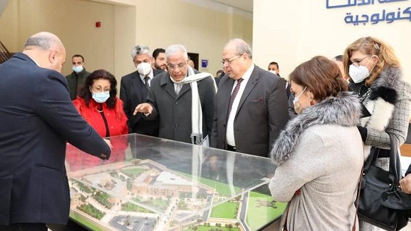 لجنة التعليم بمجلس