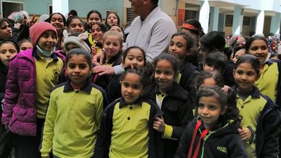 مدرسة طلائع الصفوة  بمحافظة الجيزة منارة تعليمية وملاعب رياضية جديدة