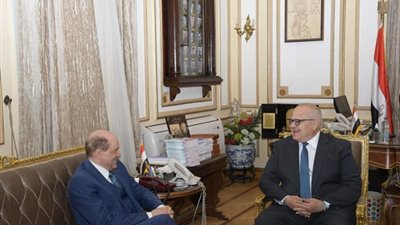 الخشت يستقبل نائب رئيس جامعة وست فرجينيا الأمريكية