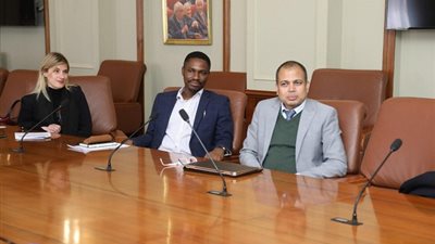 رئيس الجامعة البريطانية في مصر يستقبل وفدًا من جامعة لندن ساوث بانك.. صور