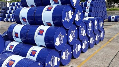 هام.. ارتفاع سعر برميل النفط لـ 200 دولار إذا حظرت الولايات المتحدة الأمريكية وأوروبا نفط روسيا