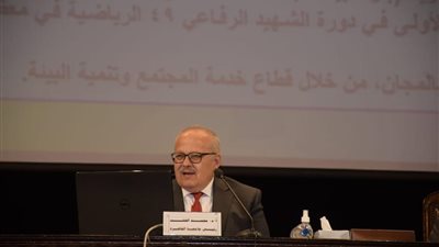 رئيس جامعة القاهرة يتقدم للبابا تواضروس بخالص العزاء في قتل كاهن الإسكندرية