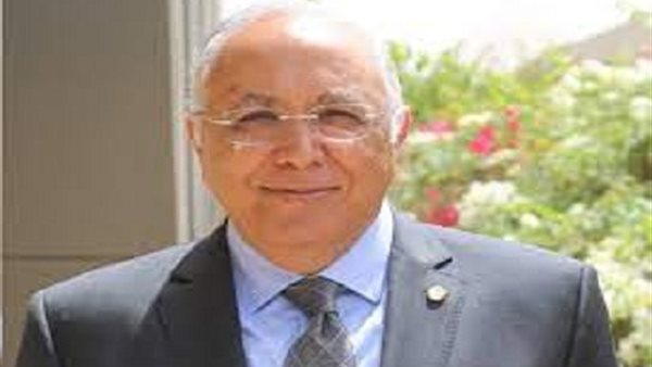 الدكتور أحمد الجوهرى