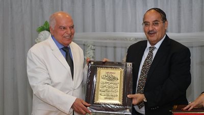 تخريج دفعة جديدة من برنامج تأهيل القيادات الشبابية بنقابة المعلمين