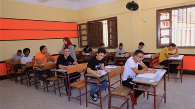 عاجل| تداول أسئلة الجيولوجيا للثانوية العامة دور أول.. والتعليم تتبع المصدر