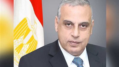 محافظ سوهاج يوقف تحويلات طلاب الثانوية العامة بمدارس دار السلام وجهينة 