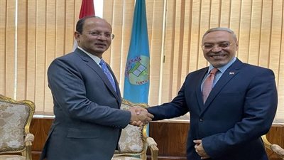 رئيس جامعة طنطا يلتقى سفير دولة باكستان بالقاهرة لتعزيز تبادل الخبرات