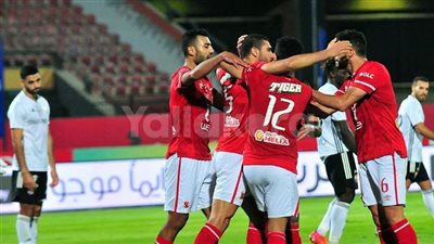 الأهلي يتعادل مع فاركو بدون أهداف
