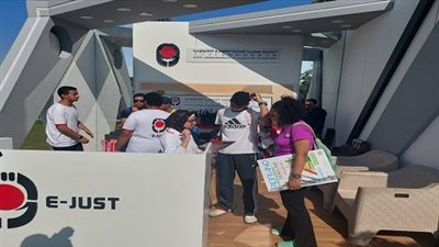 الجامعة اليابانية تعرض برامجها الدراسية  باليوم الجامعى التعريفى بنادى سموحة 