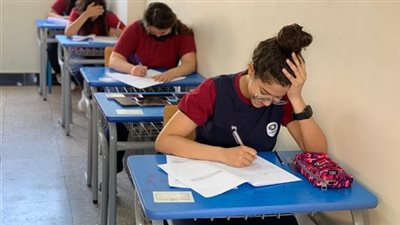 التعليم تتابع وصول اسئلة 