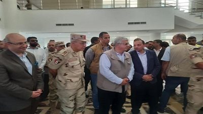 وزير التعليم العالي ورئيس الجامعة يتفقدون جامعة بني سويف الأهلية