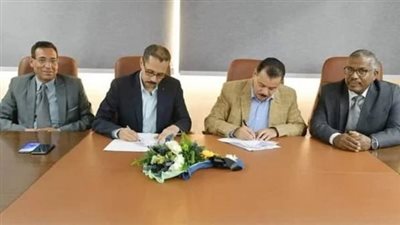 جامعة الوادى الجديد توقع بروتوكول تعاون مع وزارة الصحة لسد الإحتياج فى التخصصات الحرجة