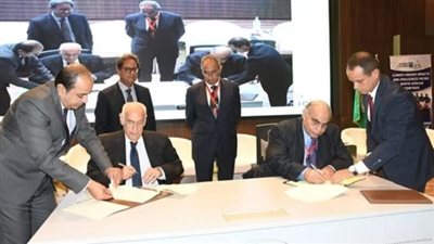 مذكرة تفاهم بين جامعة عين شمس واللجنة الدولية لتنمية الأراضي الجافة (IDDC)