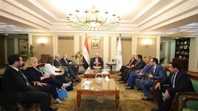 وزير التعليم العالي يبحث انشاء فرع لجامعة كوين مارجريت البريطانية بالعاصمة الإدارية 