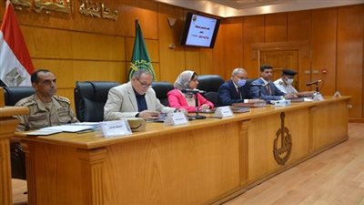 إجتماع المجلس التنفيذي لمحافظة القليوبية لمناقشة عدد من الملفات الخاصة بـ 
