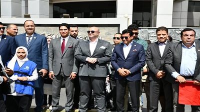 وزير الشباب يطلق شارة البدء لماراثون الدراجات في زيارته لمحافظة بنى سويف
