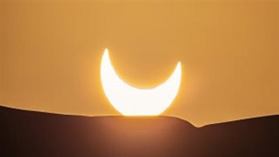 عاجل.. دار الافتاء تعلن كيفية آداء صلاة كسوف الشمس