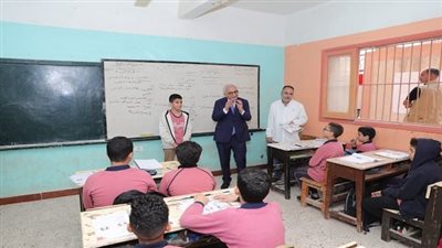 وزير التربية والتعليم يتفقد سير العملية التعليمية بمدارس محافظة الشرقية